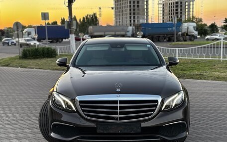 Mercedes-Benz E-Класс, 2016 год, 3 155 000 рублей, 3 фотография