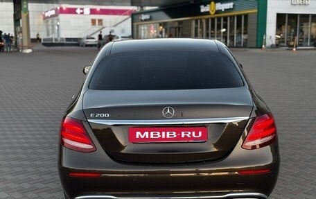 Mercedes-Benz E-Класс, 2016 год, 3 155 000 рублей, 5 фотография