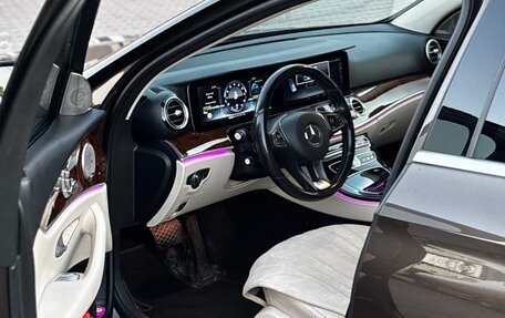 Mercedes-Benz E-Класс, 2016 год, 3 155 000 рублей, 17 фотография