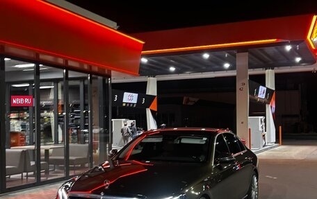 Mercedes-Benz E-Класс, 2016 год, 3 155 000 рублей, 21 фотография