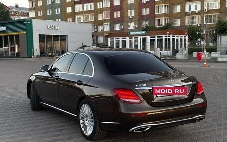 Mercedes-Benz E-Класс, 2016 год, 3 155 000 рублей, 22 фотография