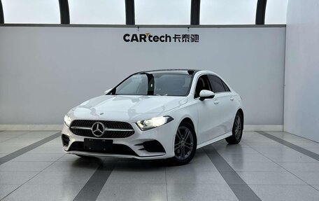 Mercedes-Benz A-Класс, 2022 год, 2 150 000 рублей, 1 фотография