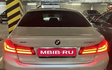 BMW 5 серия, 2018 год, 2 950 000 рублей, 3 фотография