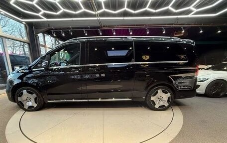 Mercedes-Benz V-Класс, 2026 год, 12 990 000 рублей, 2 фотография