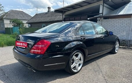 Mercedes-Benz S-Класс, 2010 год, 1 750 000 рублей, 2 фотография