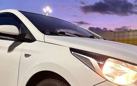 Hyundai Solaris II рестайлинг, 2018 год, 850 000 рублей, 3 фотография
