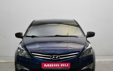 Hyundai Solaris II рестайлинг, 2015 год, 1 050 000 рублей, 2 фотография