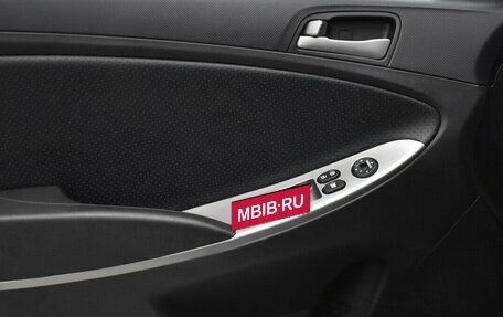Hyundai Solaris II рестайлинг, 2015 год, 1 050 000 рублей, 8 фотография