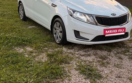 KIA Rio III рестайлинг, 2013 год, 790 000 рублей, 3 фотография