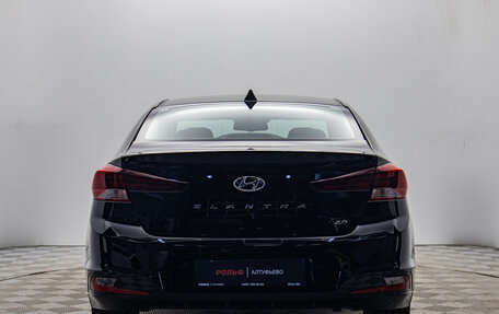 Hyundai Elantra VI рестайлинг, 2019 год, 1 830 000 рублей, 4 фотография