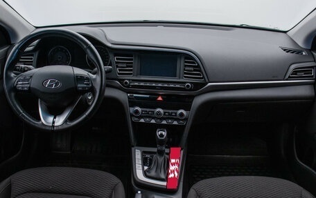Hyundai Elantra VI рестайлинг, 2019 год, 1 830 000 рублей, 14 фотография