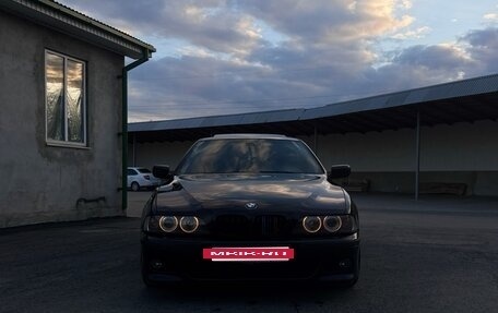 BMW 5 серия, 2002 год, 950 000 рублей, 8 фотография