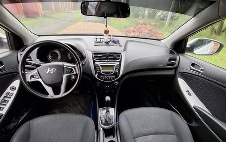 Hyundai Solaris II рестайлинг, 2013 год, 835 000 рублей, 5 фотография