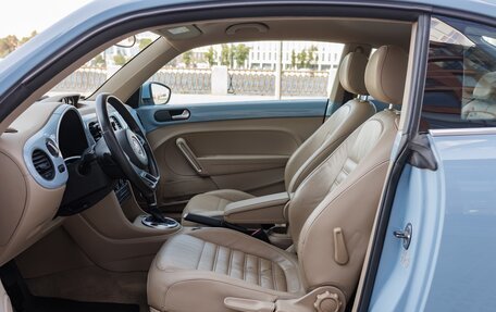 Volkswagen Beetle, 2014 год, 1 550 000 рублей, 10 фотография
