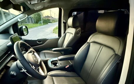Hyundai Staria, 2021 год, 4 050 000 рублей, 8 фотография