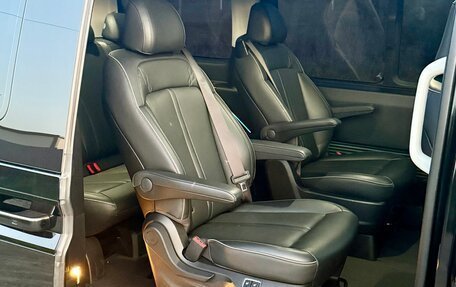 Hyundai Staria, 2021 год, 4 050 000 рублей, 10 фотография