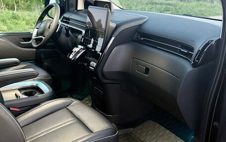 Hyundai Staria, 2021 год, 4 050 000 рублей, 11 фотография