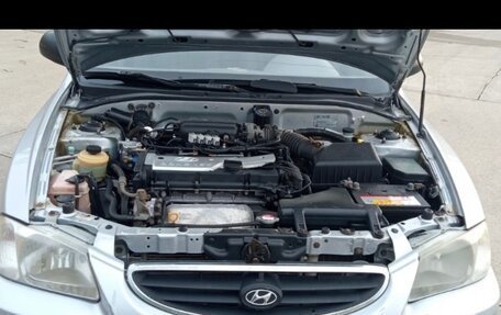 Hyundai Accent II, 2004 год, 350 000 рублей, 3 фотография