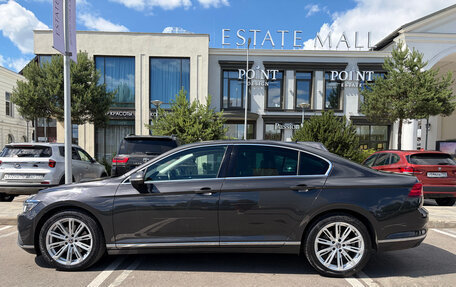 Volkswagen Passat B8 рестайлинг, 2019 год, 2 800 000 рублей, 3 фотография