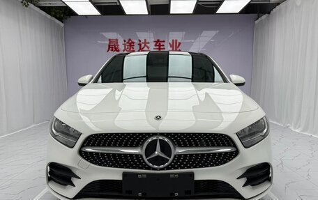 Mercedes-Benz A-Класс, 2026 год, 2 200 000 рублей, 2 фотография