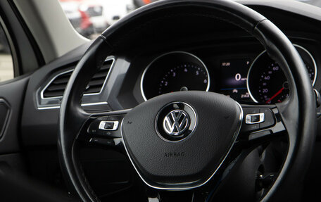 Volkswagen Tiguan II, 2020 год, 2 458 000 рублей, 13 фотография