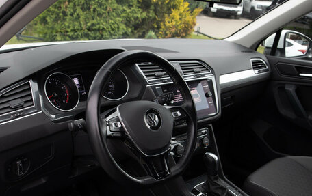 Volkswagen Tiguan II, 2020 год, 2 458 000 рублей, 11 фотография