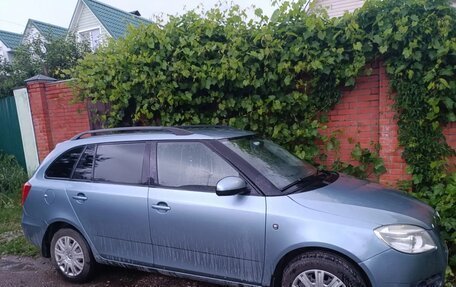 Skoda Fabia II, 2009 год, 410 000 рублей, 2 фотография