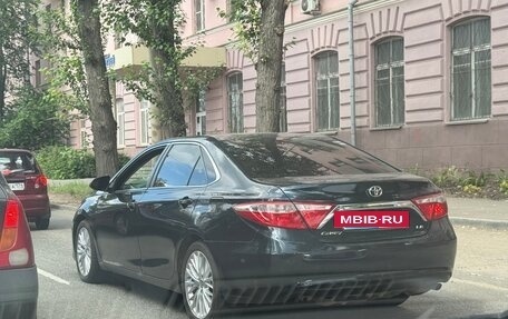 Toyota Camry, 2015 год, 1 780 000 рублей, 4 фотография