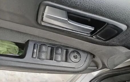 Ford Focus II рестайлинг, 2005 год, 333 333 рублей, 5 фотография