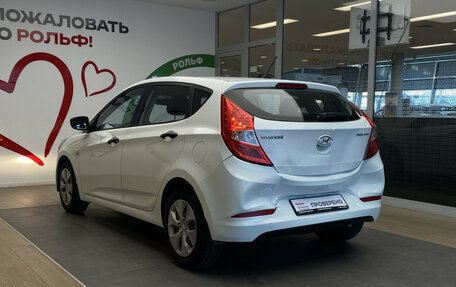 Hyundai Solaris II рестайлинг, 2015 год, 750 000 рублей, 7 фотография