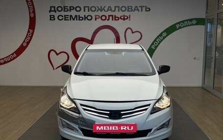Hyundai Solaris II рестайлинг, 2015 год, 750 000 рублей, 2 фотография