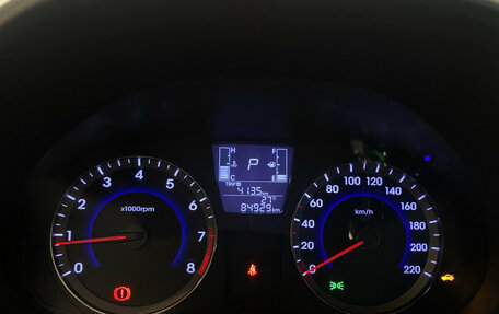 Hyundai Solaris II рестайлинг, 2015 год, 750 000 рублей, 18 фотография
