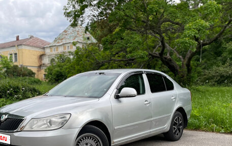 Skoda Octavia, 2010 год, 650 000 рублей, 2 фотография