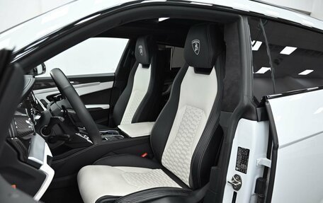 Lamborghini Urus I, 2020 год, 21 990 000 рублей, 11 фотография