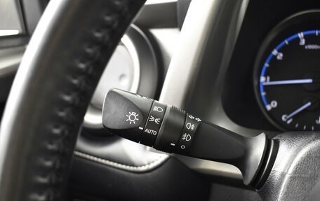 Toyota RAV4, 2018 год, 2 473 100 рублей, 16 фотография