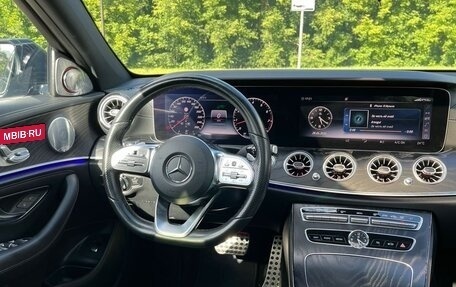 Mercedes-Benz E-Класс, 2018 год, 4 150 000 рублей, 5 фотография