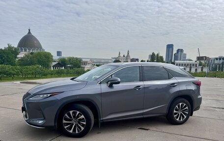 Lexus RX IV рестайлинг, 2020 год, 4 980 000 рублей, 6 фотография