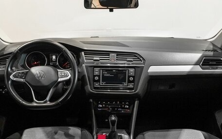 Volkswagen Tiguan II, 2021 год, 2 768 500 рублей, 6 фотография