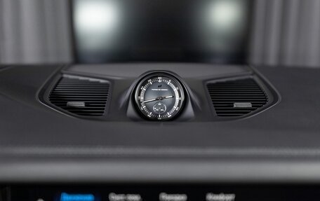 Porsche Cayenne III, 2025 год, 21 718 600 рублей, 14 фотография