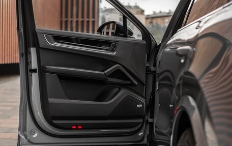 Porsche Cayenne III, 2025 год, 23 048 300 рублей, 18 фотография
