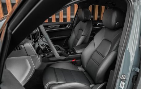 Porsche Cayenne III, 2025 год, 23 048 300 рублей, 34 фотография