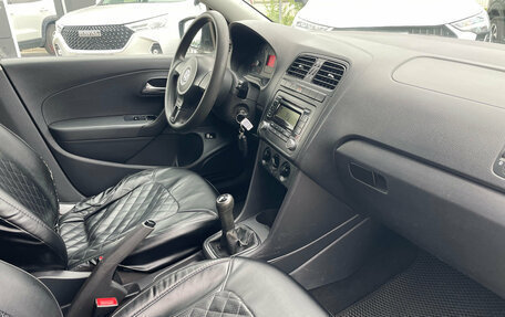 Volkswagen Polo VI (EU Market), 2012 год, 500 000 рублей, 10 фотография