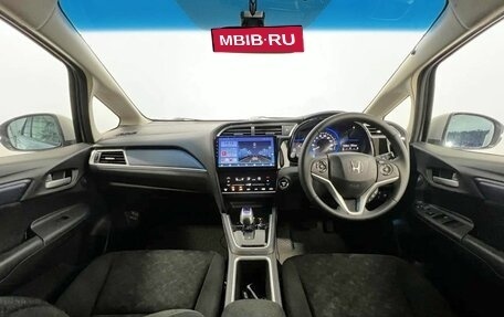 Honda Shuttle II, 2016 год, 1 040 000 рублей, 14 фотография