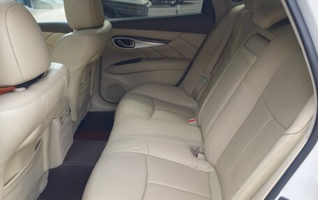 Infiniti Q70 I, 2015 год, 2 650 000 рублей, 10 фотография