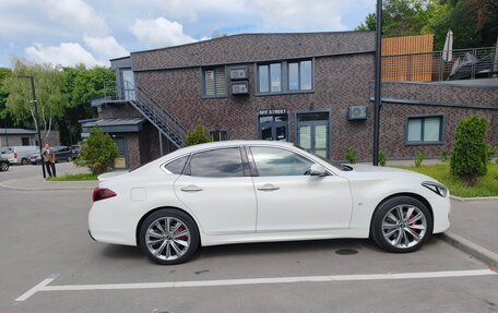 Infiniti Q70 I, 2015 год, 2 650 000 рублей, 4 фотография