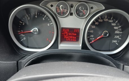 Ford Focus II рестайлинг, 2011 год, 700 000 рублей, 2 фотография