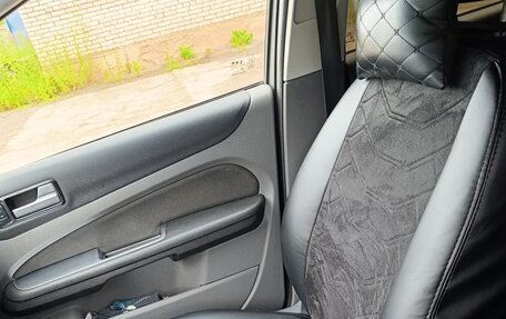 Ford Focus II рестайлинг, 2011 год, 700 000 рублей, 3 фотография