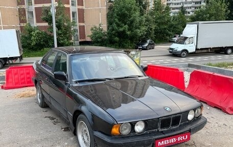 BMW 5 серия, 1989 год, 349 900 рублей, 1 фотография