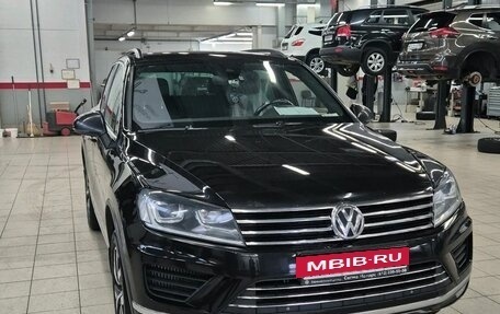 Volkswagen Touareg III, 2018 год, 2 950 000 рублей, 9 фотография