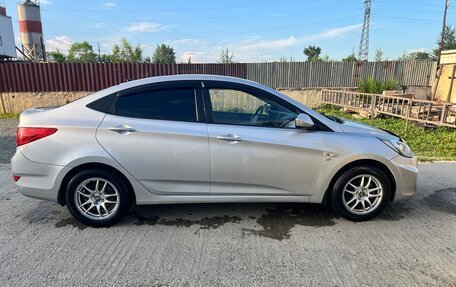 Hyundai Solaris II рестайлинг, 2013 год, 775 000 рублей, 4 фотография